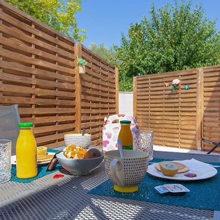 Love Room Beauté - Suites avec Jacuzzi Puget-sur-Argens Esterno foto