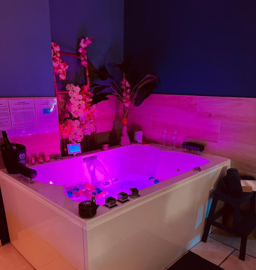 Love Room Beauté - Suites avec Jacuzzi Puget-sur-Argens Esterno foto