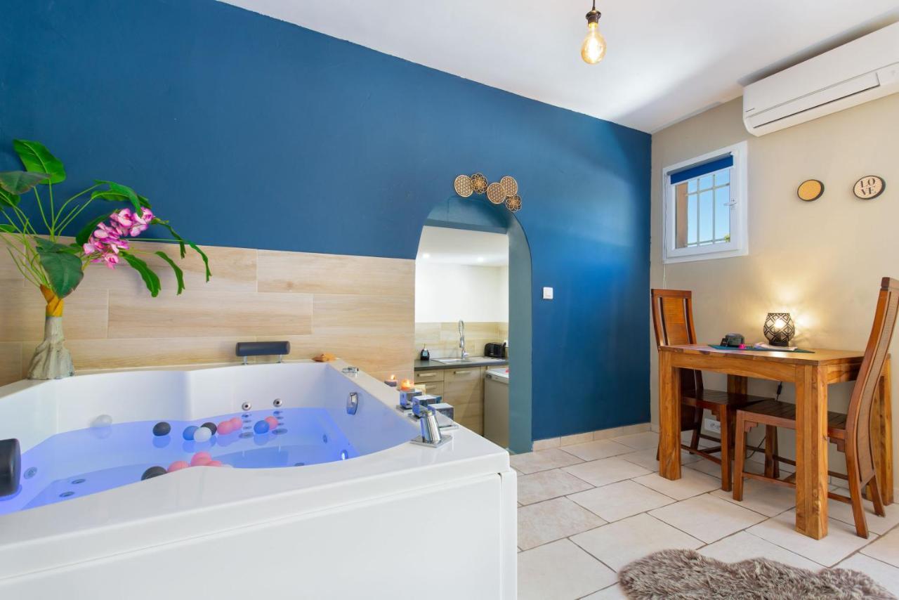 Love Room Beauté - Suites avec Jacuzzi Puget-sur-Argens Esterno foto