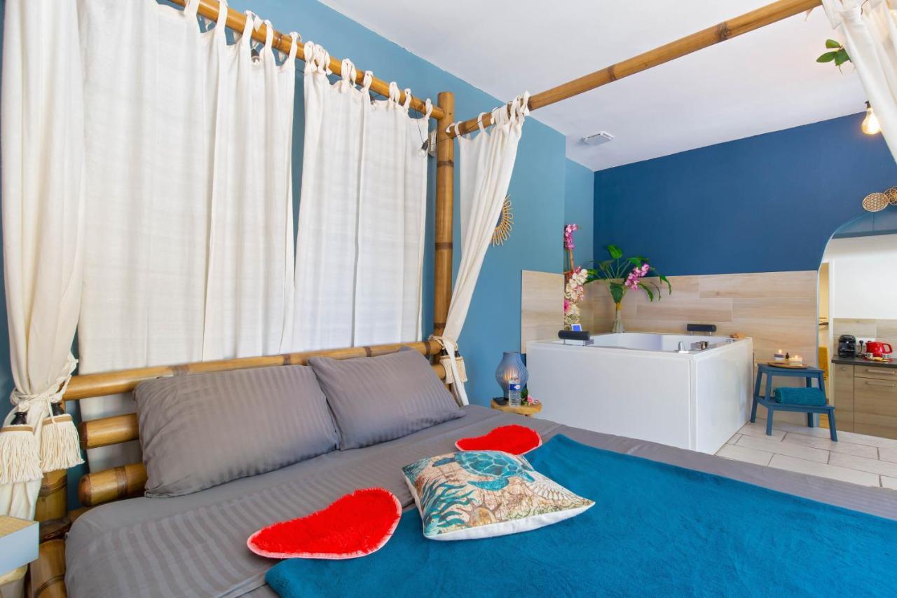 Love Room Beauté - Suites avec Jacuzzi Puget-sur-Argens Esterno foto