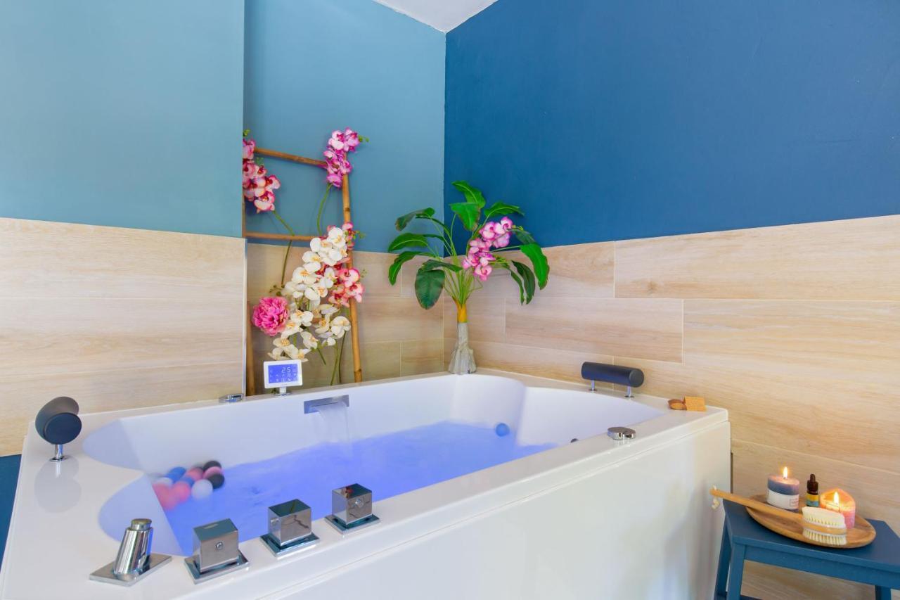 Love Room Beauté - Suites avec Jacuzzi Puget-sur-Argens Esterno foto